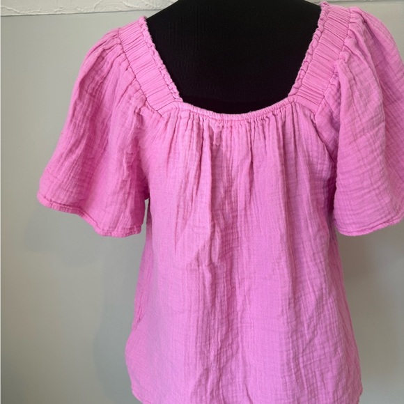 Pink Women's Top Gap size S  gauzy material. Super cute - Picture 2 of 6